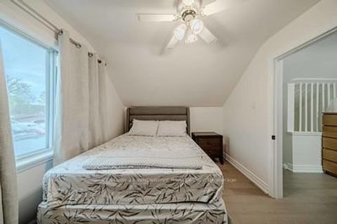 Photo 22 at 38 Deerfield Road, Bendale, Toronto