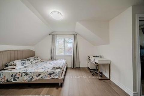 Photo 23 at 38 Deerfield Road, Bendale, Toronto