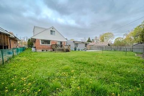 Photo 46 at 38 Deerfield Road, Bendale, Toronto