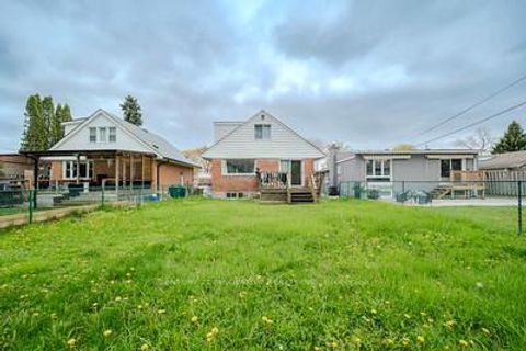Photo 47 at 38 Deerfield Road, Bendale, Toronto