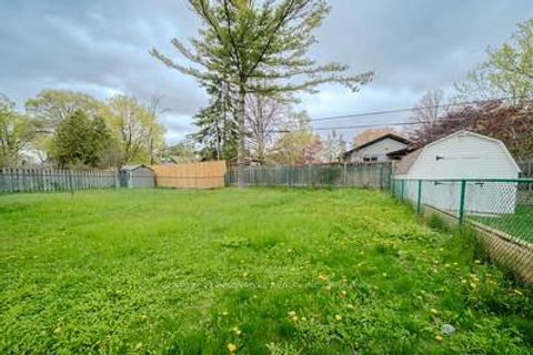 Photo 49 at 38 Deerfield Road, Bendale, Toronto