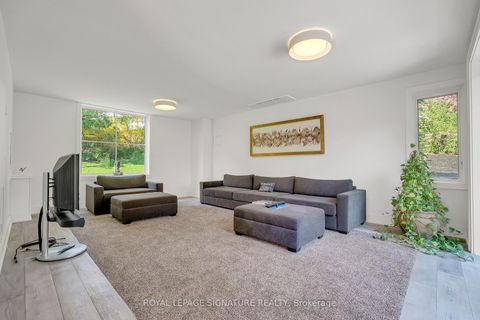 Photo 17 at 11 Sandpiper Court, Donalda, Toronto