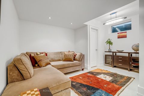 Photo 37 at 11 Sandpiper Court, Donalda, Toronto