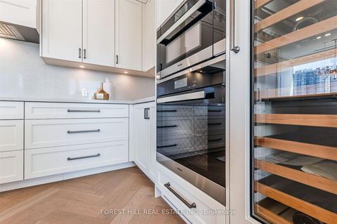 Photo 11 at 602 - 128 Hazelton Avenue, Annex, Toronto
