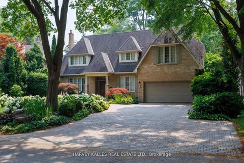 Photo 4 at 7 ROMNEY Road, Humber Valley, Toronto