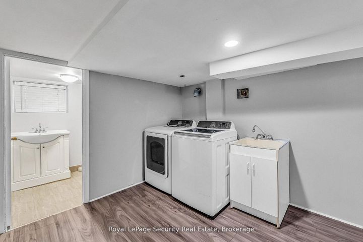 Photo 37 at 667 Ossington Avenue, Little Italy, Toronto