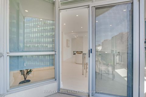 Photo 11 at 603 - 10 Bellair Street, Annex, Toronto