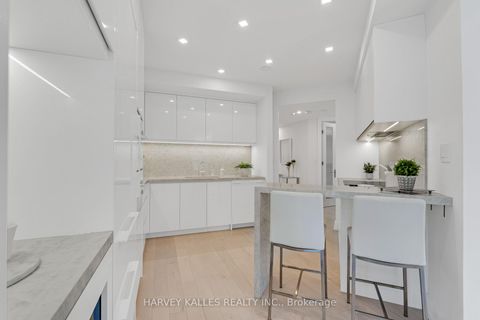 Photo 12 at 603 - 10 Bellair Street, Annex, Toronto