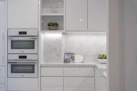 Photo 16 at 603 - 10 Bellair Street, Annex, Toronto