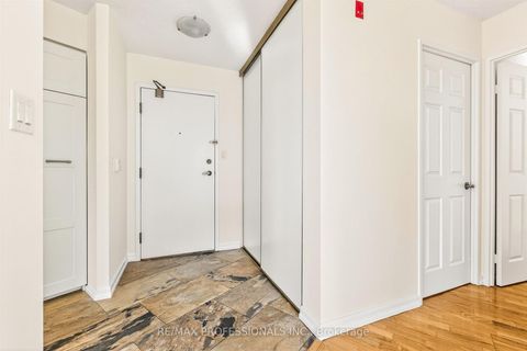 Photo 3 at 620 - 20 Southport Street, Swansea, Toronto