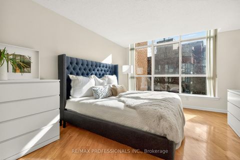 Photo 18 at 620 - 20 Southport Street, Swansea, Toronto