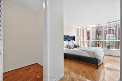 Photo 25 at 620 - 20 Southport Street, Swansea, Toronto