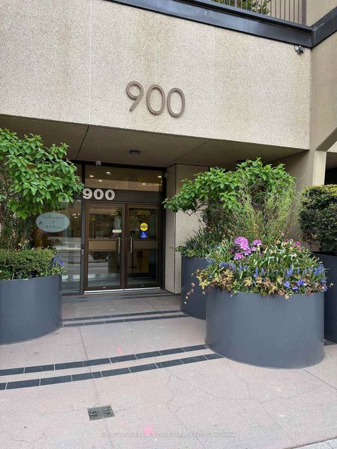 Photo 29 at 403 - 900 Yonge Street, Annex, Toronto
