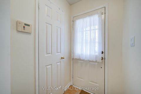 Photo 2 at 186 Purcell Crescent, Maple, Vaughan