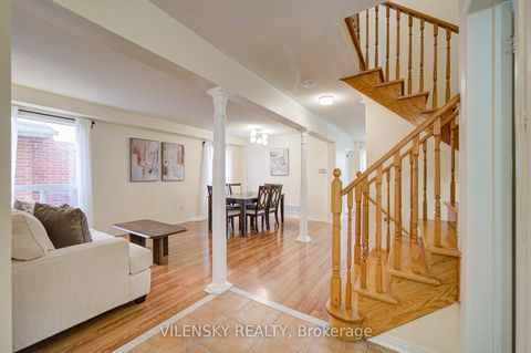 Photo 3 at 186 Purcell Crescent, Maple, Vaughan