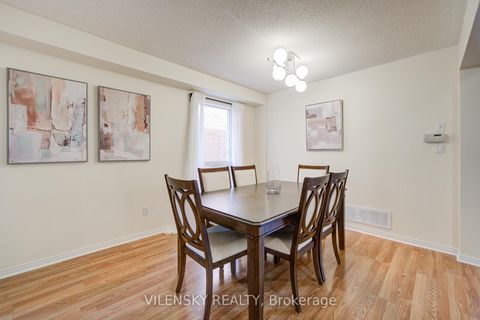 Photo 8 at 186 Purcell Crescent, Maple, Vaughan