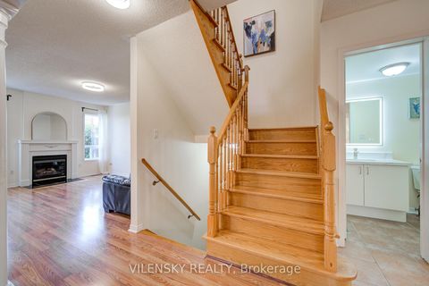 Photo 11 at 186 Purcell Crescent, Maple, Vaughan