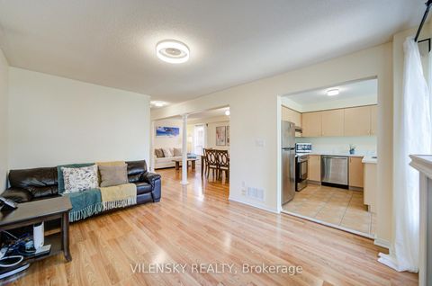 Photo 14 at 186 Purcell Crescent, Maple, Vaughan
