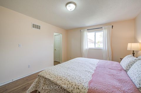 Photo 32 at 186 Purcell Crescent, Maple, Vaughan