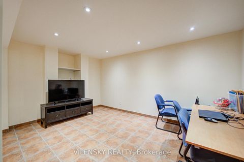 Photo 43 at 186 Purcell Crescent, Maple, Vaughan
