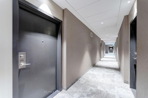 Photo 1 at 1120 - 10 Honeycrisp Crescent, Vaughan Corporate Centre, Vaughan