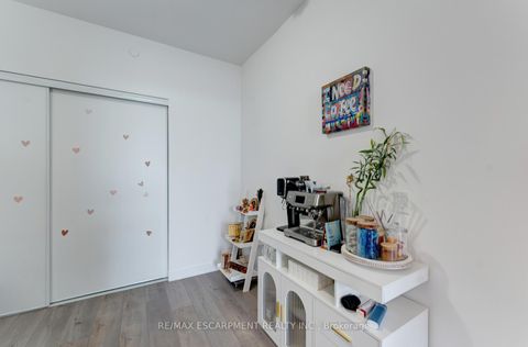 Photo 13 at 1120 - 10 Honeycrisp Crescent, Vaughan Corporate Centre, Vaughan