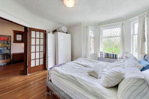 Photo 12 at 252 Wright Avenue, Swansea, Toronto