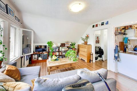 Photo 24 at 252 Wright Avenue, Swansea, Toronto