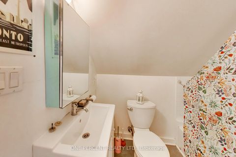 Photo 28 at 252 Wright Avenue, Swansea, Toronto