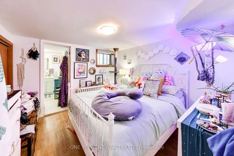 Photo 31 at 252 Wright Avenue, Swansea, Toronto