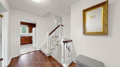 Photo 12 at 42 Resolution Crescent, Hillcrest Village, Toronto