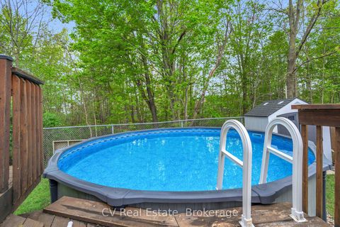 Photo 4 at 5 McCutcheon Court, Northwest, Barrie