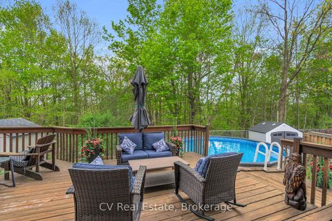 Photo 5 at 5 McCutcheon Court, Northwest, Barrie