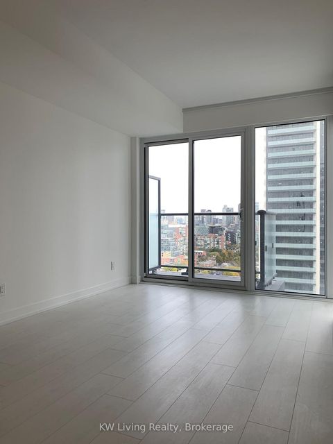 Photo 8 at 2605 - 19 Western Battery Road, Niagara, Toronto