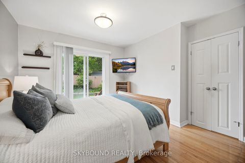 Photo 17 at 14 Monet Avenue, Etobicoke West Mall, Toronto