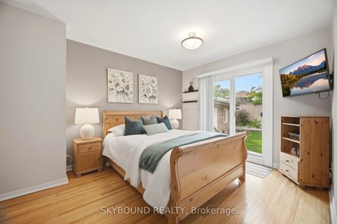 Photo 18 at 14 Monet Avenue, Etobicoke West Mall, Toronto