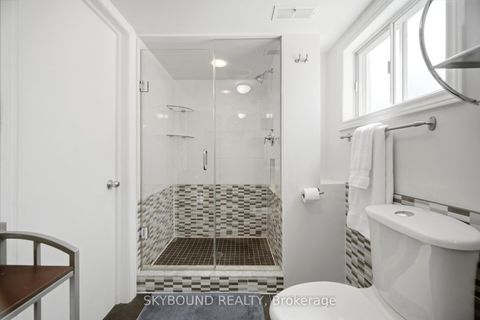 Photo 39 at 14 Monet Avenue, Etobicoke West Mall, Toronto
