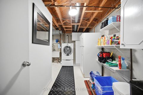 Photo 41 at 14 Monet Avenue, Etobicoke West Mall, Toronto