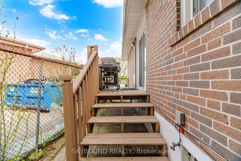 Photo 42 at 14 Monet Avenue, Etobicoke West Mall, Toronto