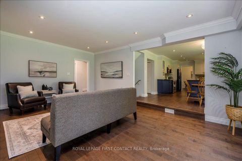 Photo 13 at 11 Forestwood Lane, South Shore, Barrie