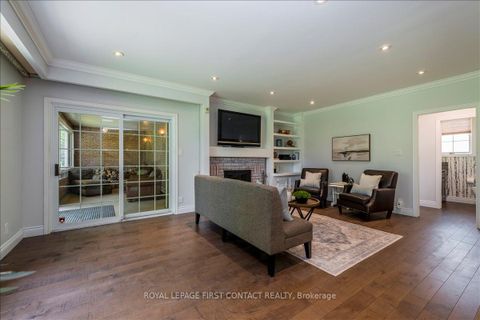 Photo 15 at 11 Forestwood Lane, South Shore, Barrie