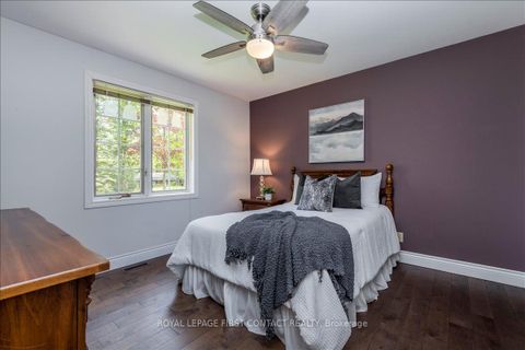 Photo 24 at 11 Forestwood Lane, South Shore, Barrie