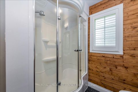Photo 26 at 11 Forestwood Lane, South Shore, Barrie