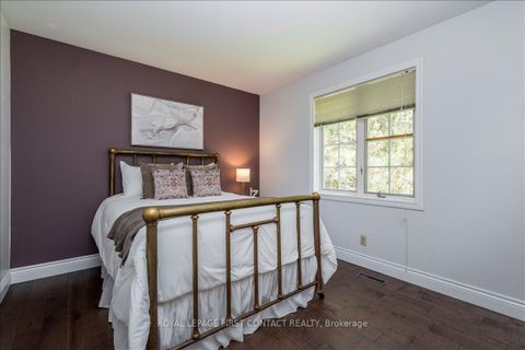 Photo 27 at 11 Forestwood Lane, South Shore, Barrie