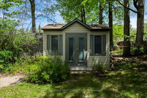 Photo 38 at 11 Forestwood Lane, South Shore, Barrie
