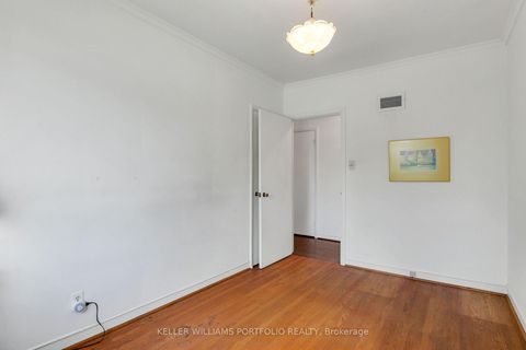Photo 17 at 29 Winlock Park, Newtonbrook East, Toronto