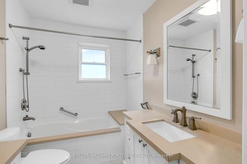 Photo 18 at 29 Winlock Park, Newtonbrook East, Toronto