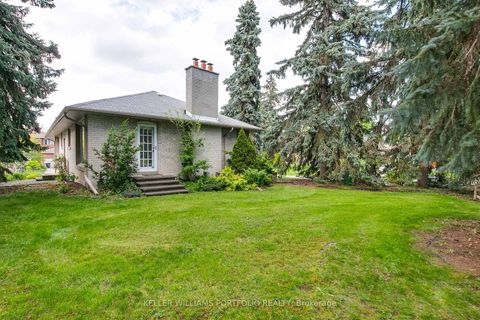 Photo 25 at 29 Winlock Park, Newtonbrook East, Toronto