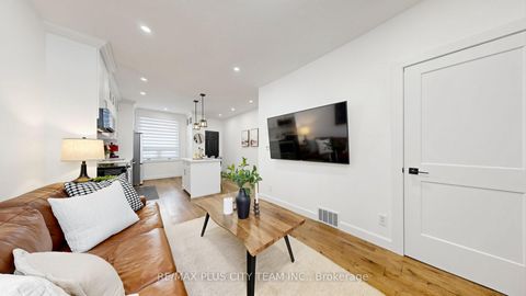 Photo 5 at 320 Boon Avenue, Fairbank, Toronto