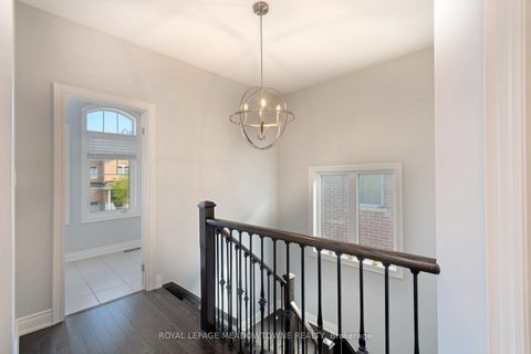 Photo 17 at 11 Cranbrook Crescent, Kleinburg, Vaughan